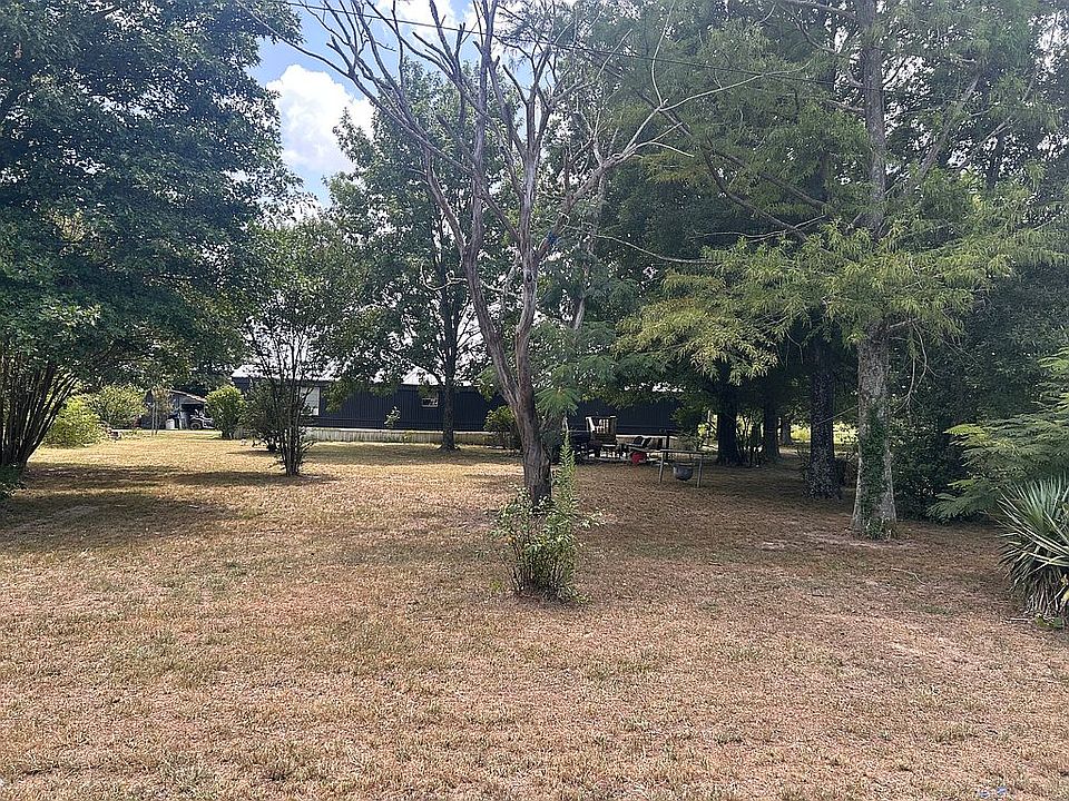 1st image of 24 Banks Walker Rd