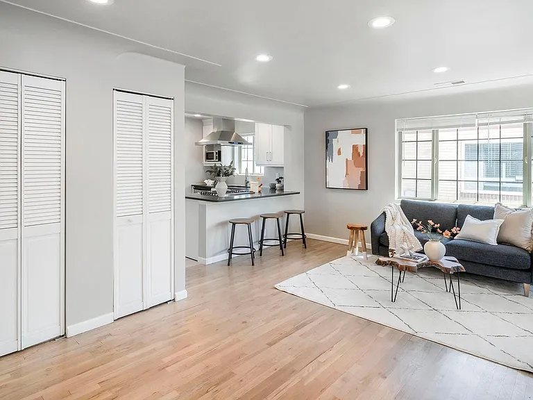 Sloan's Lake: 2-Bedroom 1 Bath With High-End Finishes — Photo 9