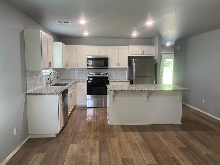 205 S Fairland Ave — Photo 5