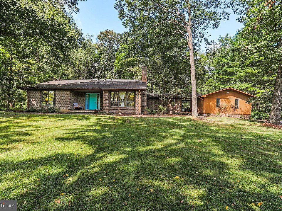 1121 Showers Ln, Martinsburg, WV 25403 Zillow