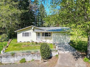 101 NE Rainier Pl N, Belfair, WA 98528
