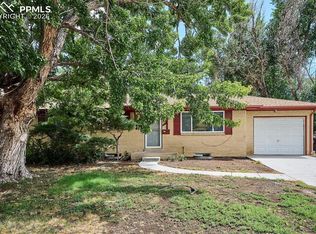 1592 S Everett St, Lakewood, CO 80232