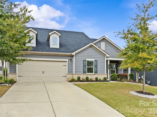 9306 Dufaux Dr, Charlotte, NC 28278