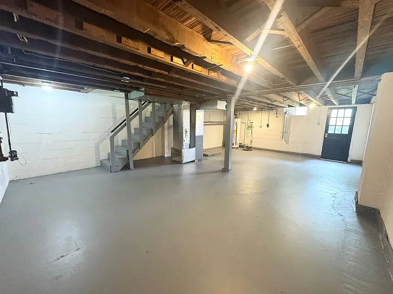 415 Fairview Ave — Photo 8