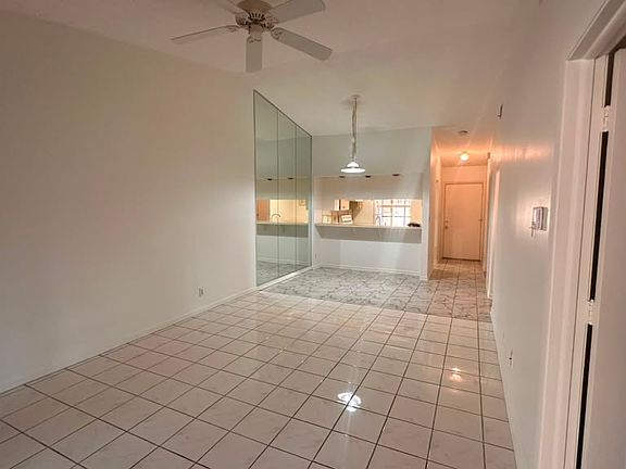 4th image of 2042 Sunset Grove Ln