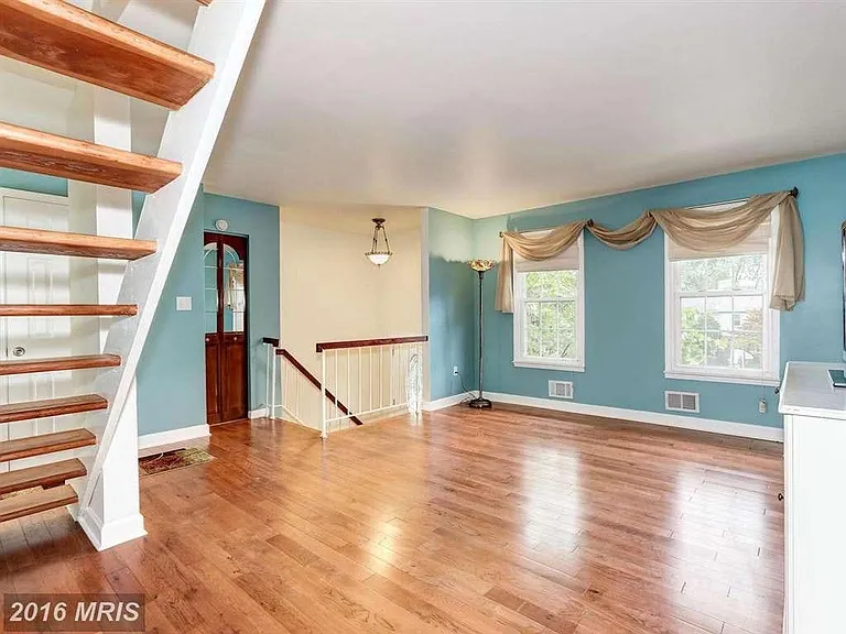 31 County Ct #186 — Photo 7