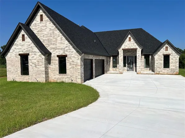 2400 Forest Glen Dr, Choctaw, OK 73020