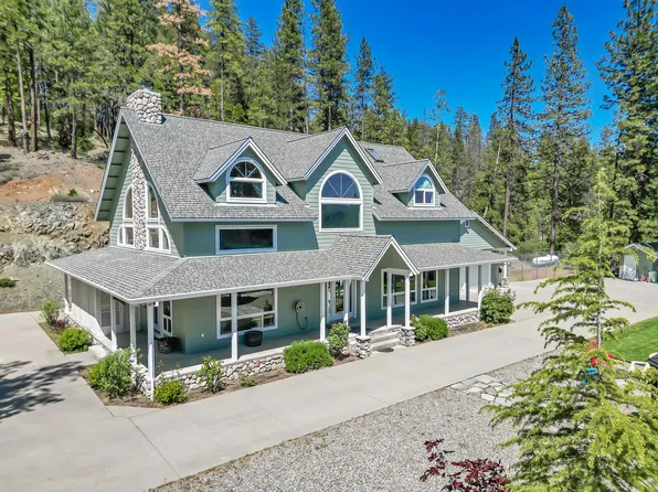 211 Strope Creek Rd, Trinity Center, CA 96091