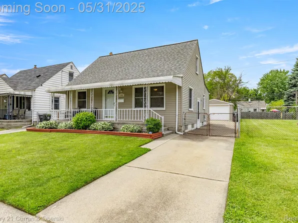 17621 Wood St, Melvindale, MI 48122