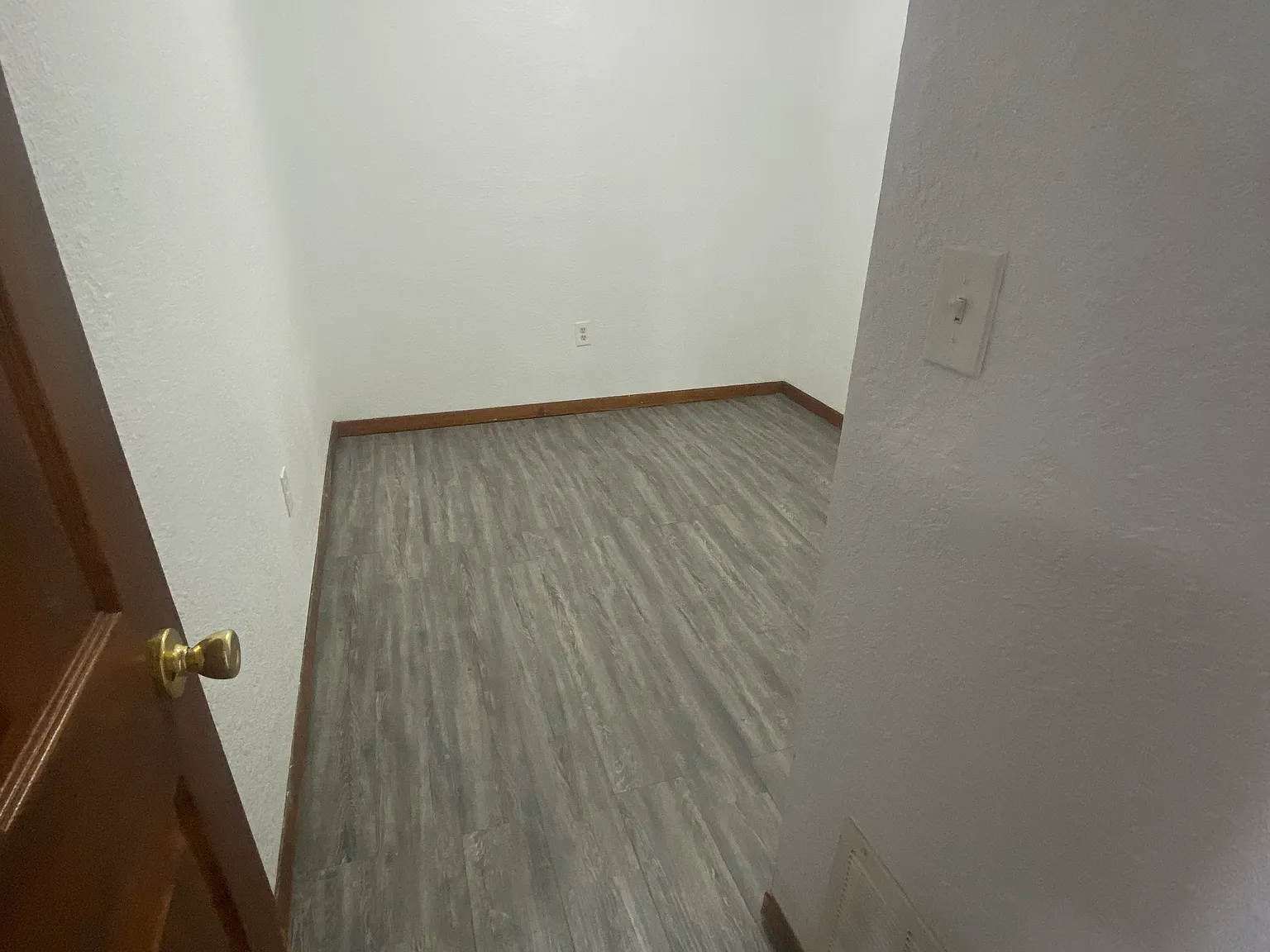 2 bed, 600 sqft, $600 — Photo 4