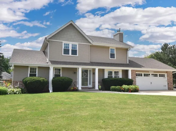 W160N10469 Brook Hollow DRIVE, Germantown, WI 53022