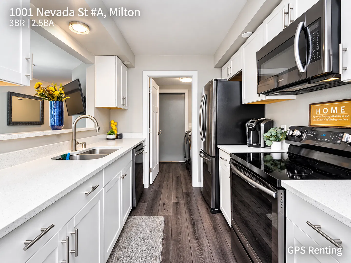 Move-In Ready 3BR Townhome in Desirable Milton — Photo 4