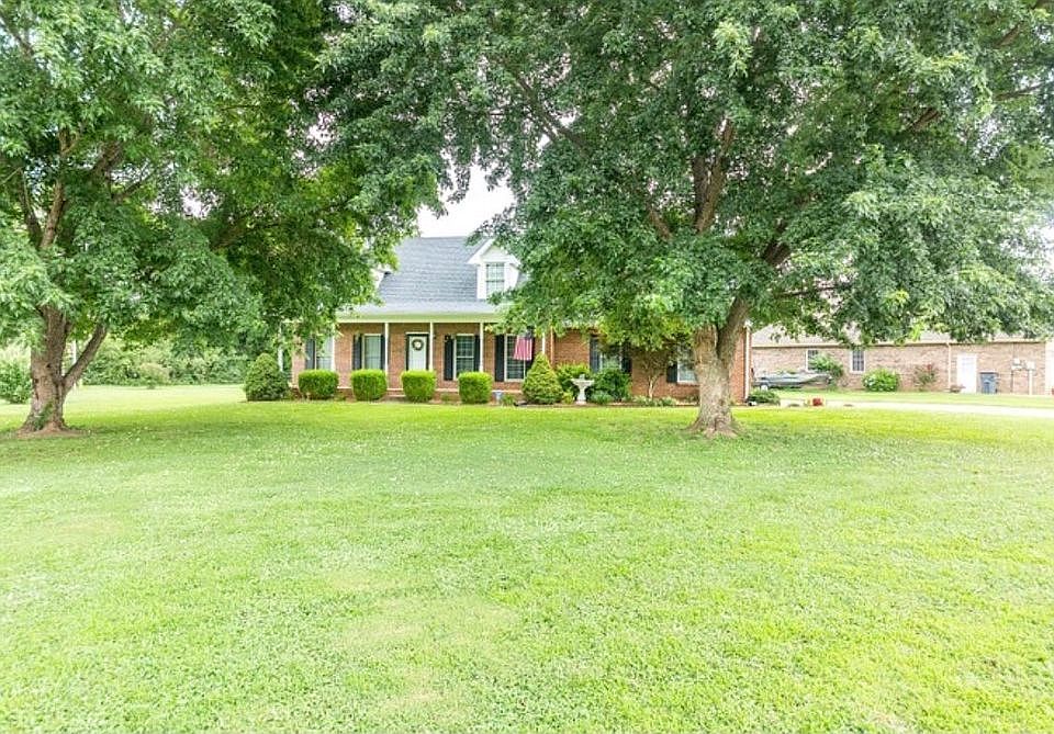 1st image of 275 Ardmoor Dr