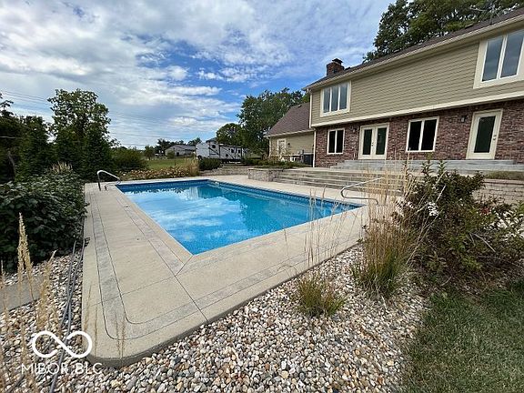 5th image of 3693 Woodland Streams Dr