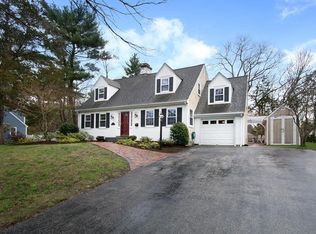 16 Pilgrim Rd, Hingham, MA 02043