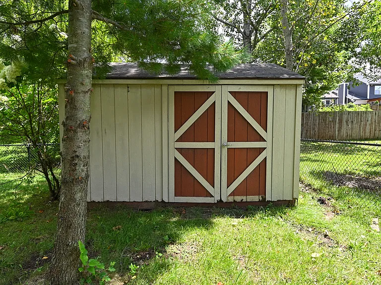 7837 Almond Dr — Photo 48