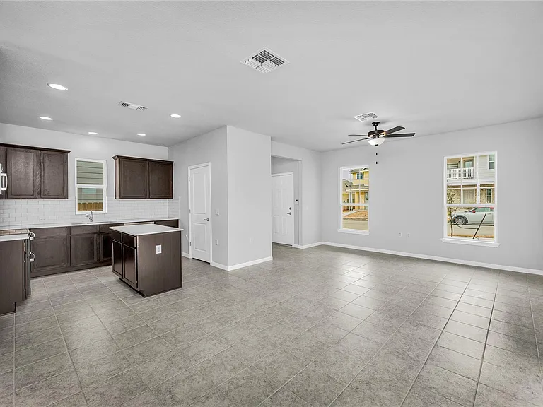 9505 Morning Iris Dr — Photo 11