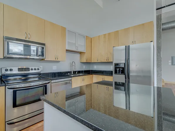 918 3rd St N #104, Minneapolis, MN 55401