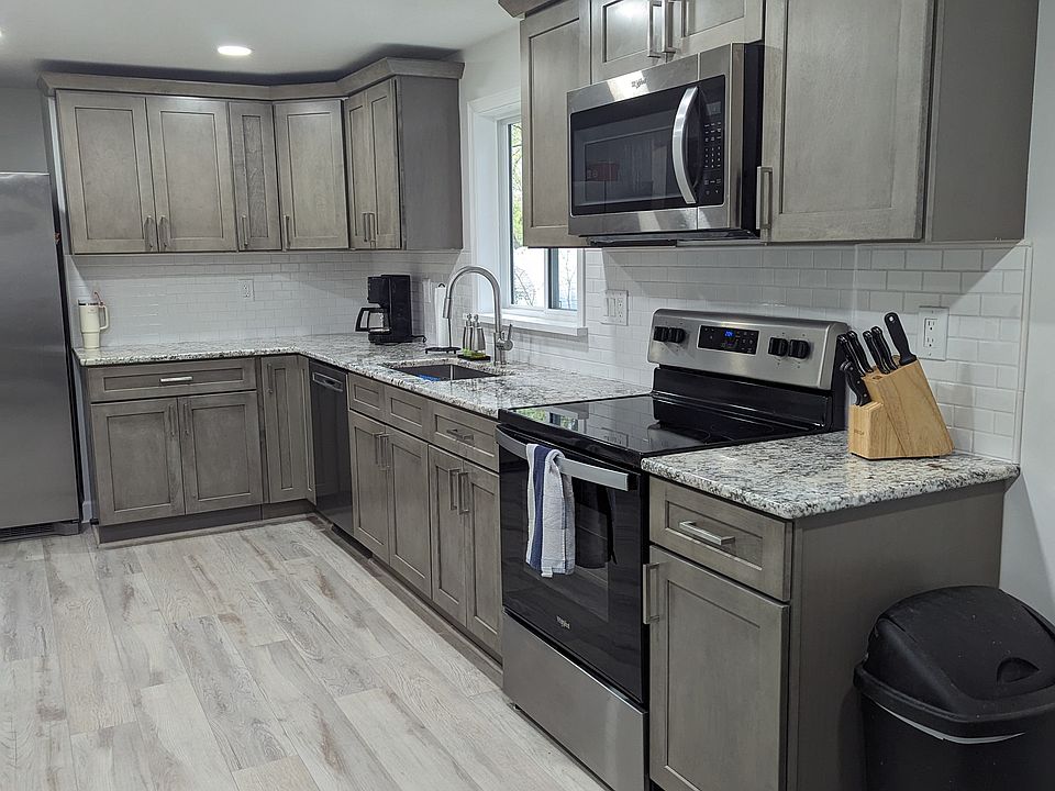 Granite Countertops in Kitchen