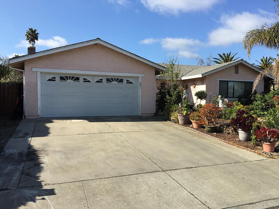 1st image of 831 Apricot Ln