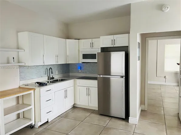 1536 Polk St #6, Hollywood, FL 33020