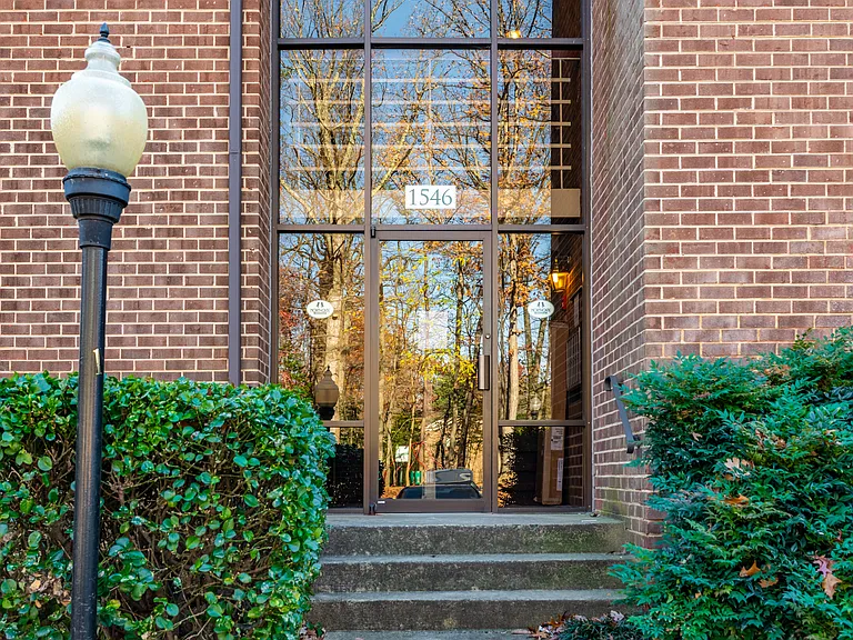 1546 Northgate Sq #21C — Photo 18