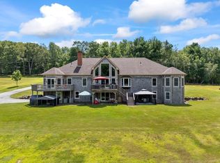 507 Mount Pleasant Street, Rockport, ME 04856