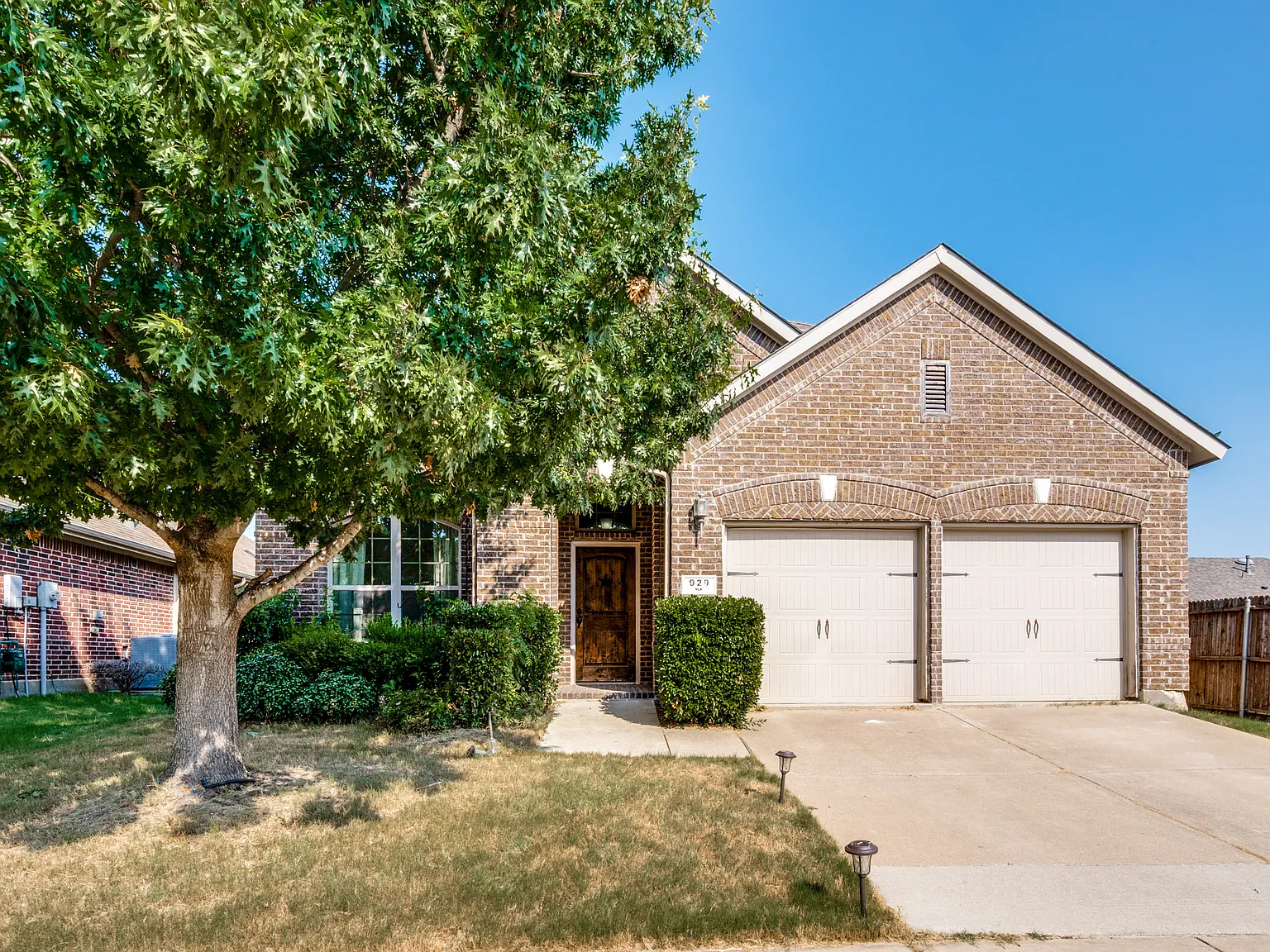 4 bed, 2175 sqft, $2,695 — Photo 2
