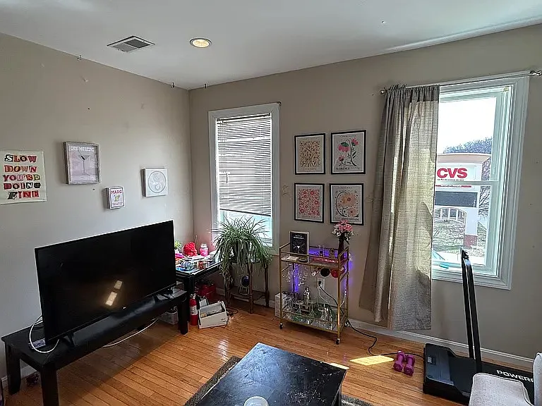 84 May St #2 — Photo 2