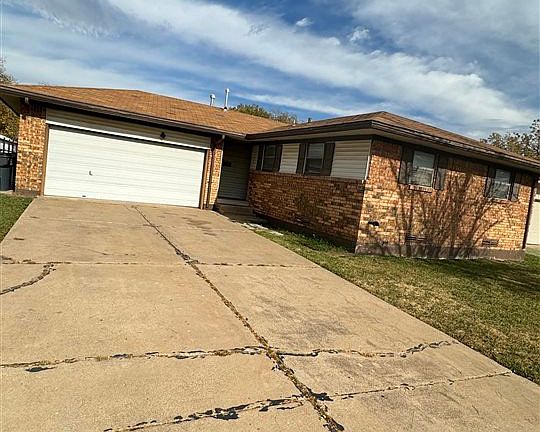 2nd image of 313 NW 62nd St