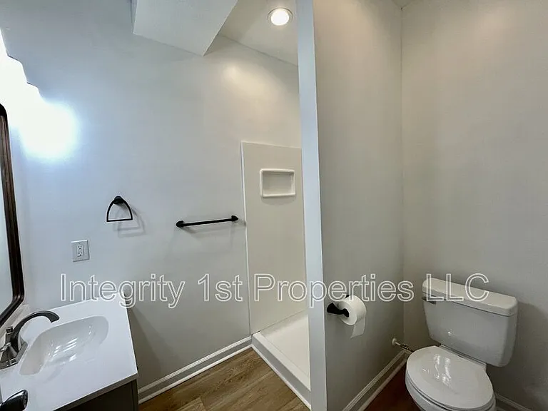 740 Washington Blvd #B — Photo 10