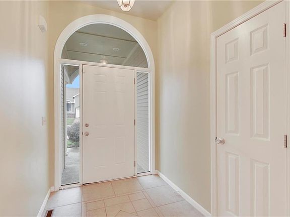 2nd image of 2309 Shenandoah Dr