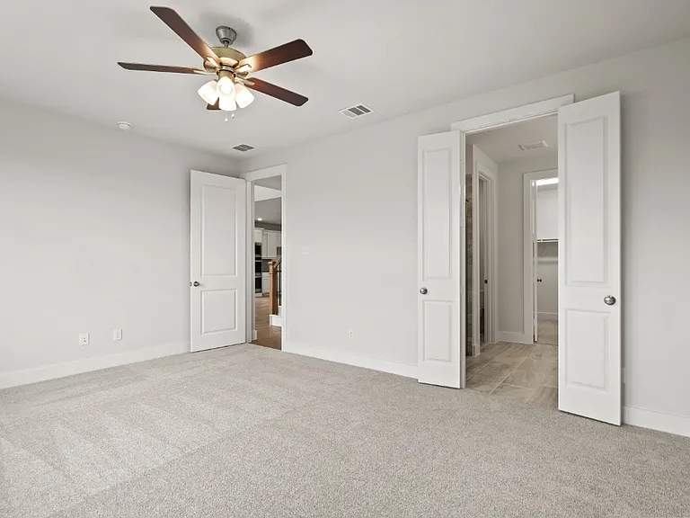3821 Ablon Trl — Photo 8