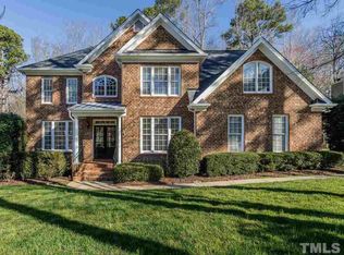 104 Summerview Ln, Cary, NC 27518