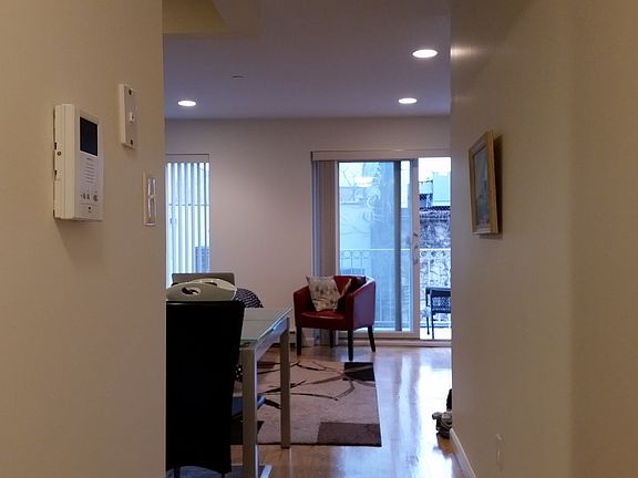2nd image of 3077 38th St APT 2C