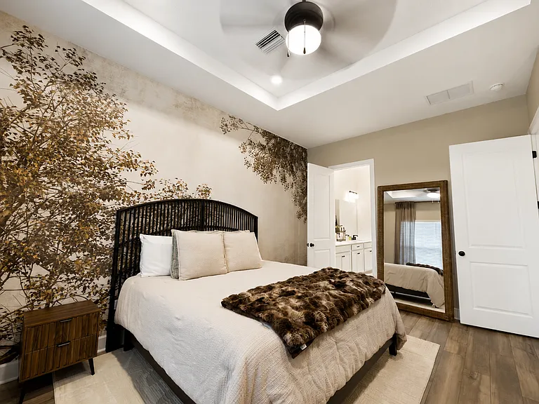 118 Latham Dr — Photo 13