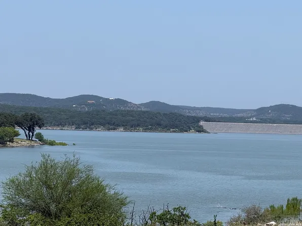 407 Nancy, Canyon Lake, TX 78133