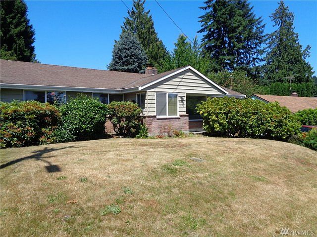 1st image of 3026 NE 203rd St