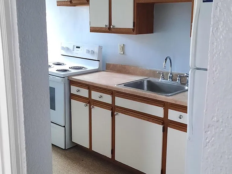 12 S Filbert St #C2 — Photo 6