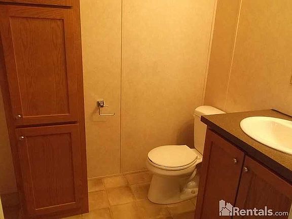 5th image of 306 Heather Hill Dr