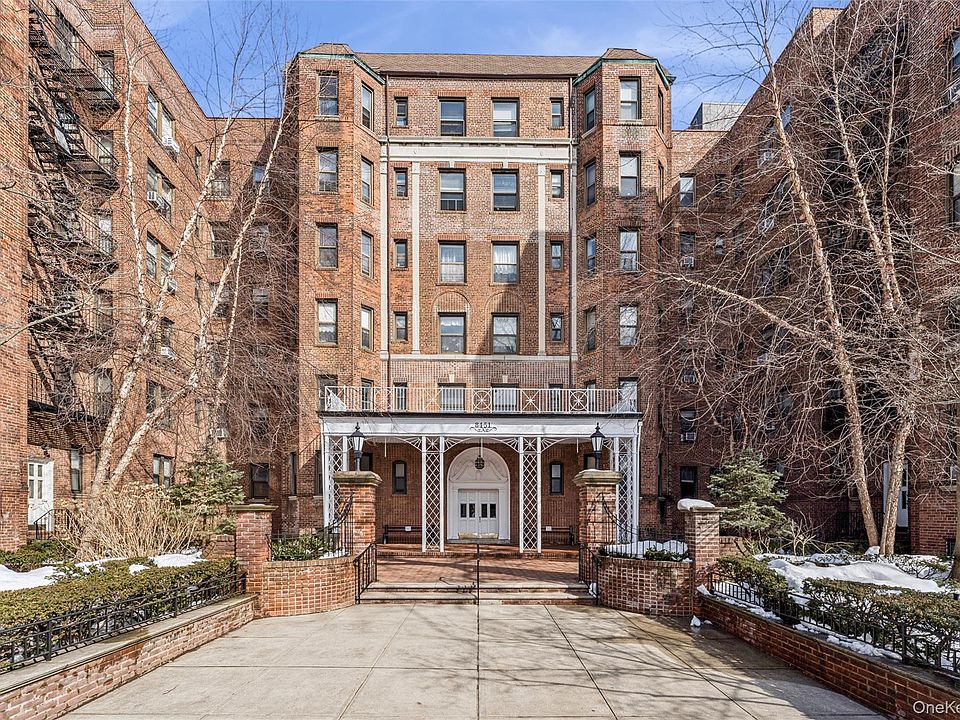 1st image of 8451 Beverly Road #6R