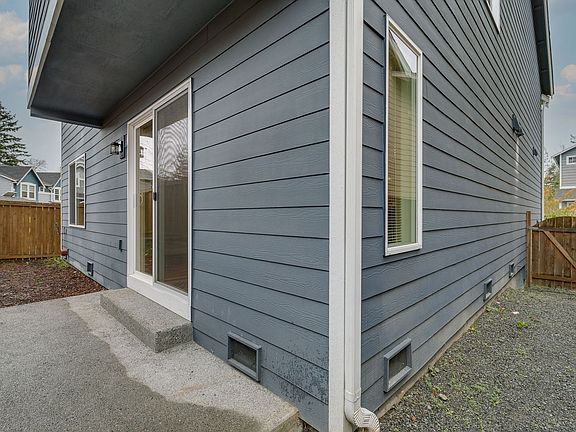 2nd image of 2516 192nd Pl SW