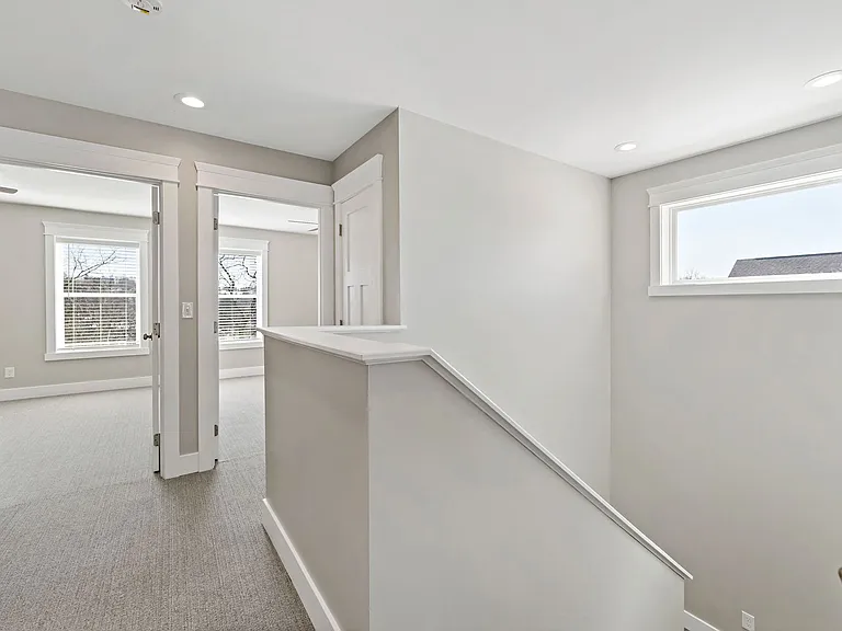 1841 Chessland St — Photo 16