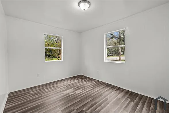 4010 Vandiver Ct — Photo 4
