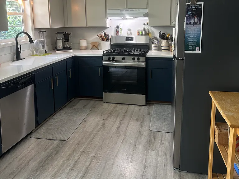 520 G St — Photo 6