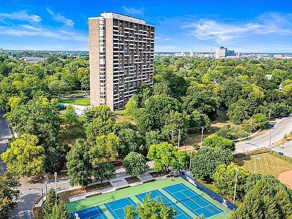 3rd image of 1000 Urlin Ave APT 1507