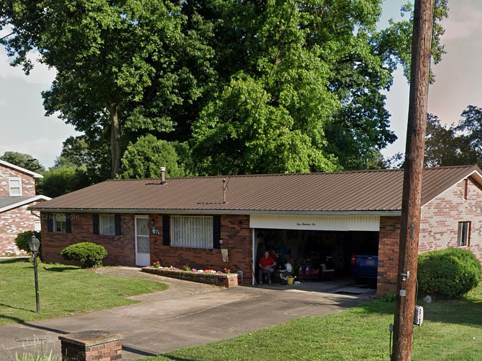 1st image of 105 Lynn Ave