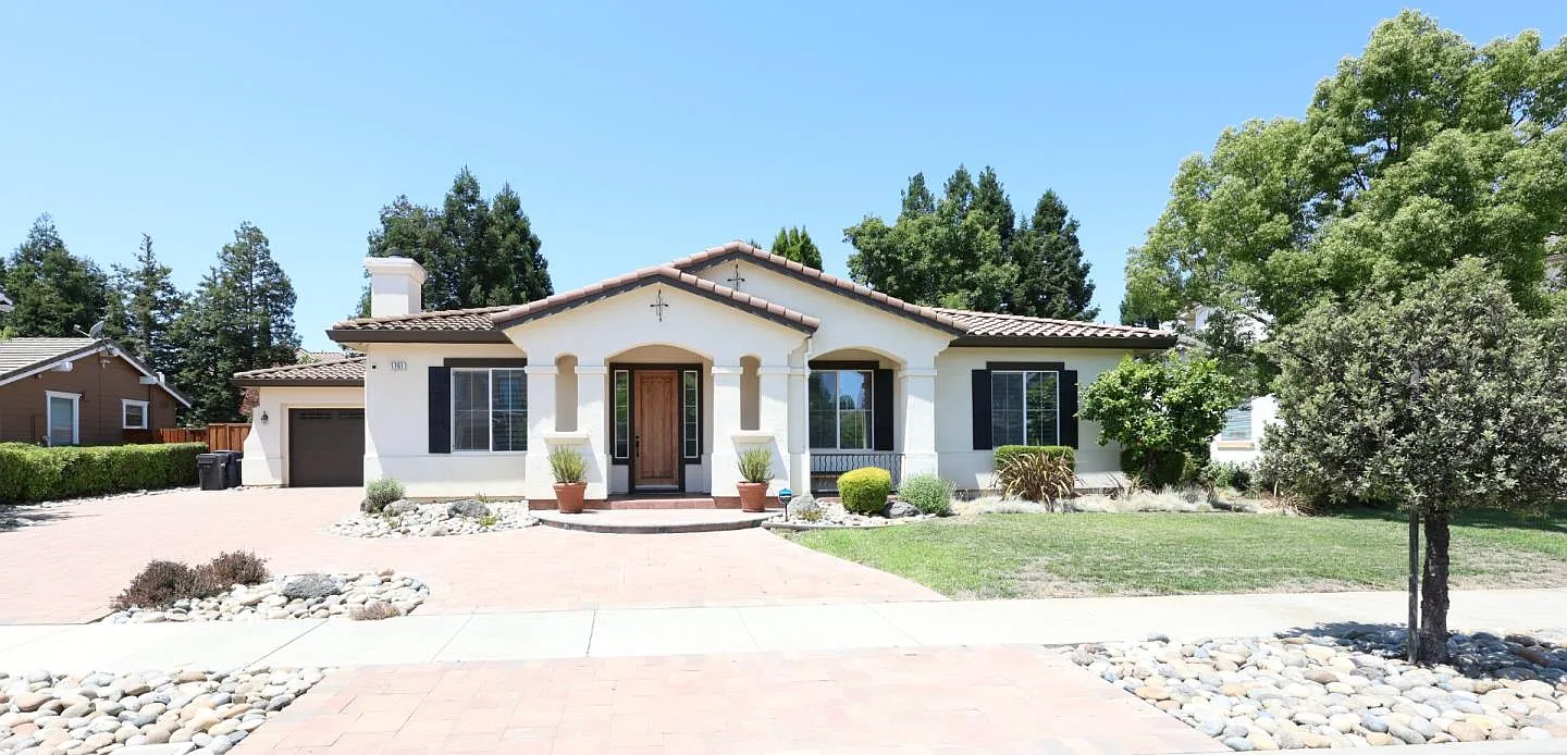 1761 Prima Dr photo 1