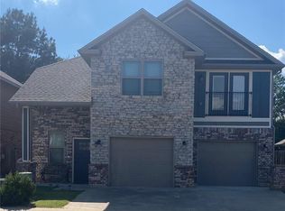 1299 N Sicily Ln, Fayetteville, AR 72704