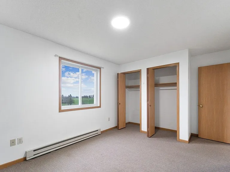 Wild Grove Apartments - College View — Photo 10